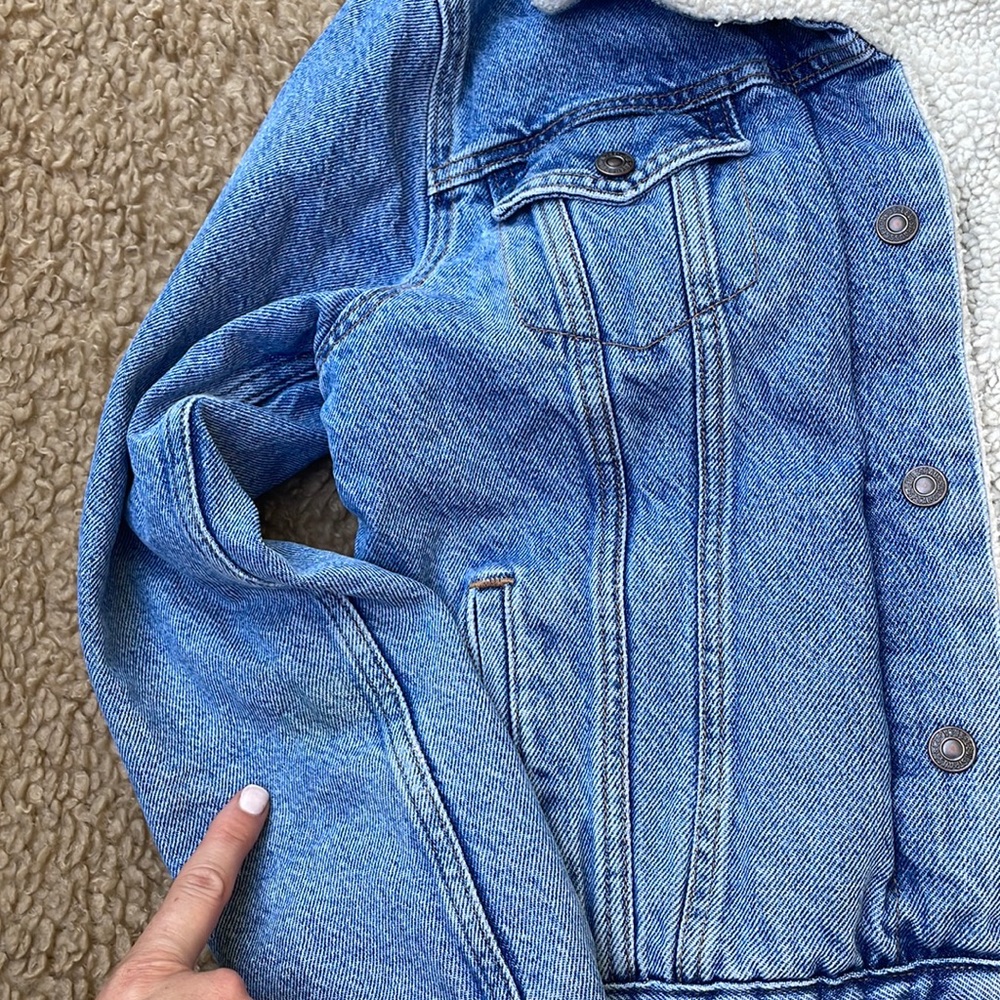 Levi’s Womens Denim Sherpa Lined Bomber Jacket - Picture 4 of 5